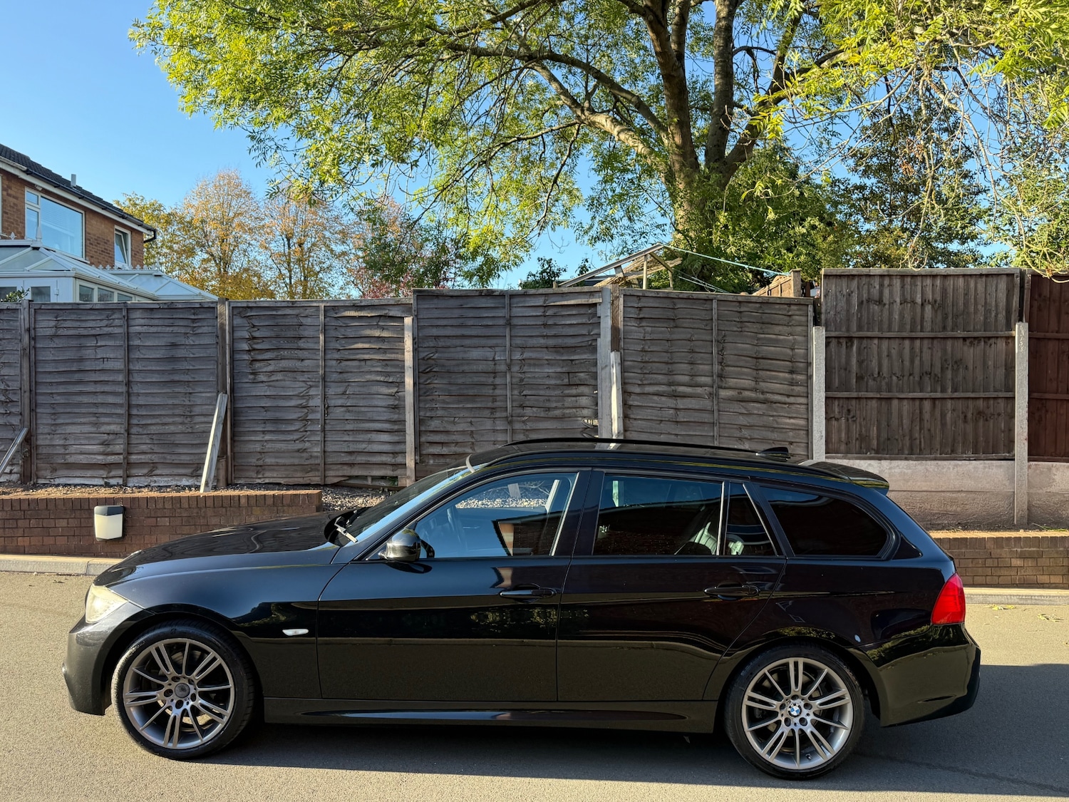 Used BMW 3 Series 2012 for sale - 76302951: Photo 11