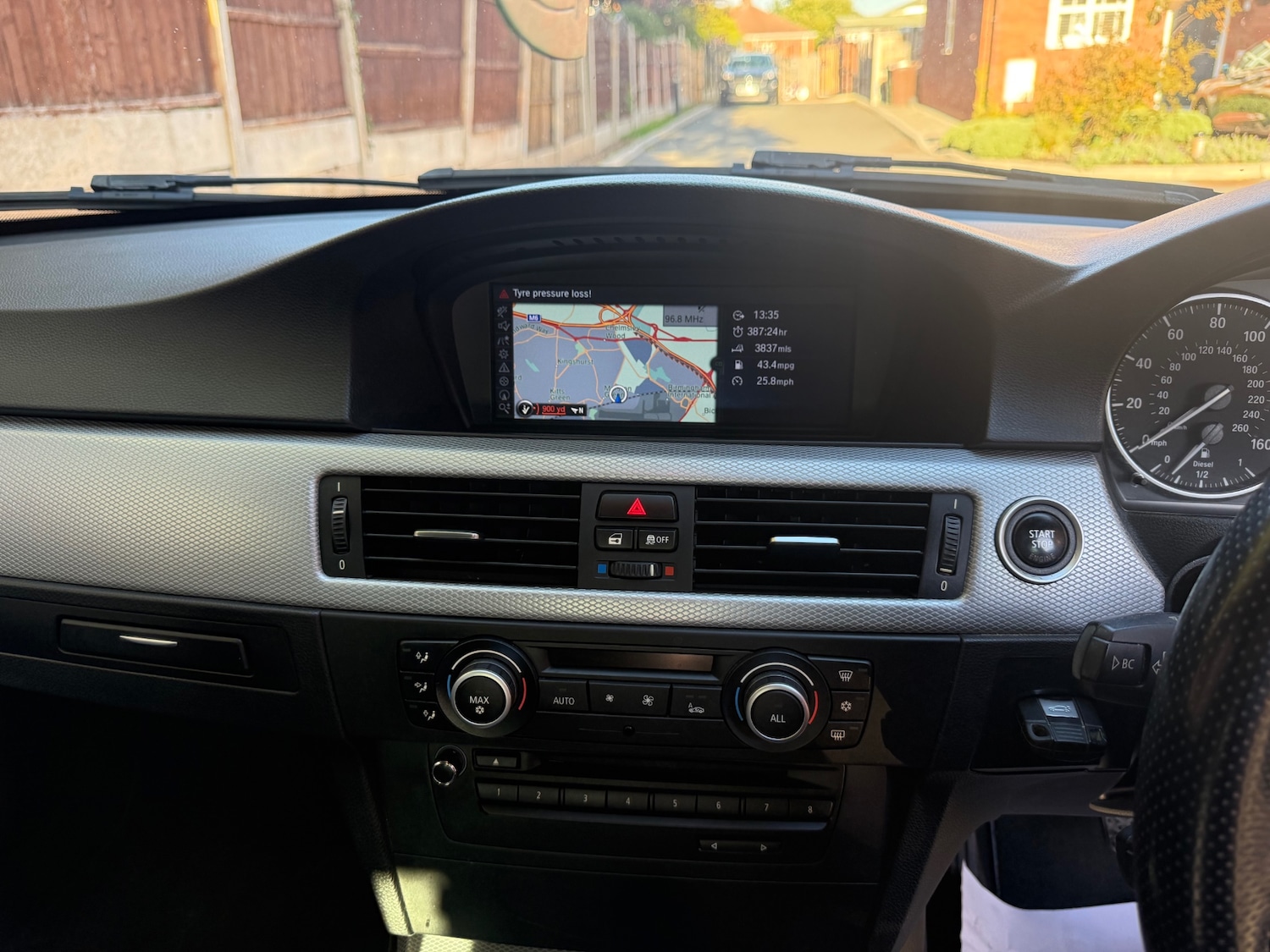 Used BMW 3 Series 2012 for sale - 76302951: Photo 19