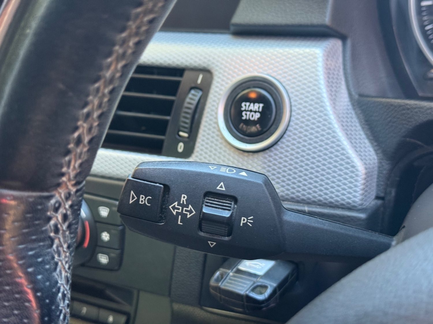 Used BMW 3 Series 2012 for sale - 76302951: Photo 20