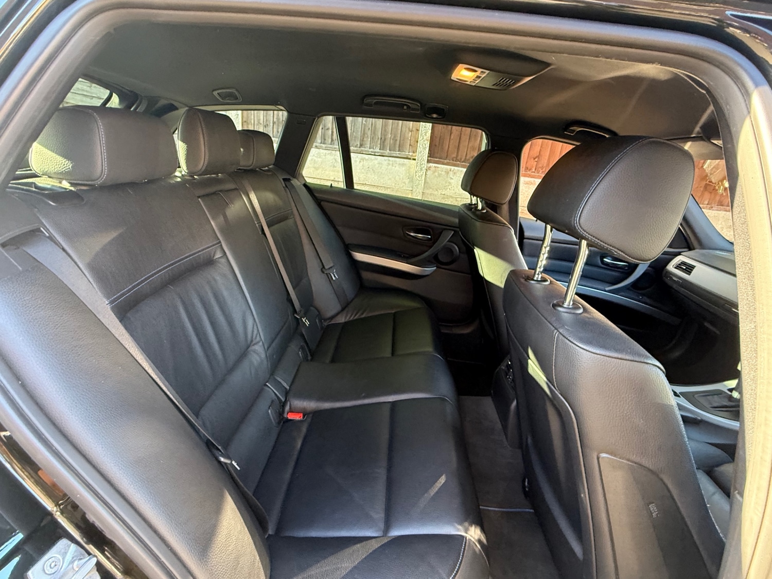 Used BMW 3 Series 2012 for sale - 76302951: Photo 23