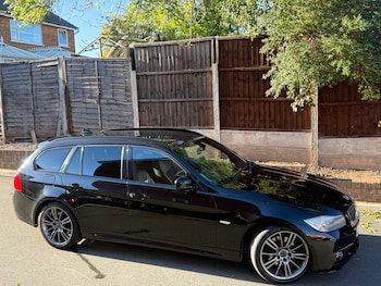 Used BMW 3 Series 2012 for sale - 76302951: Photo