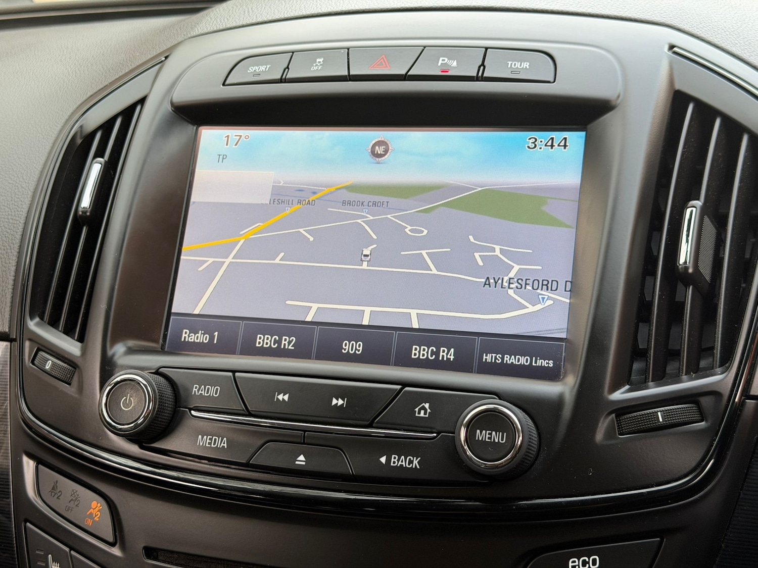 Used Vauxhall Insignia 2015 for sale - 78128292: Photo 29