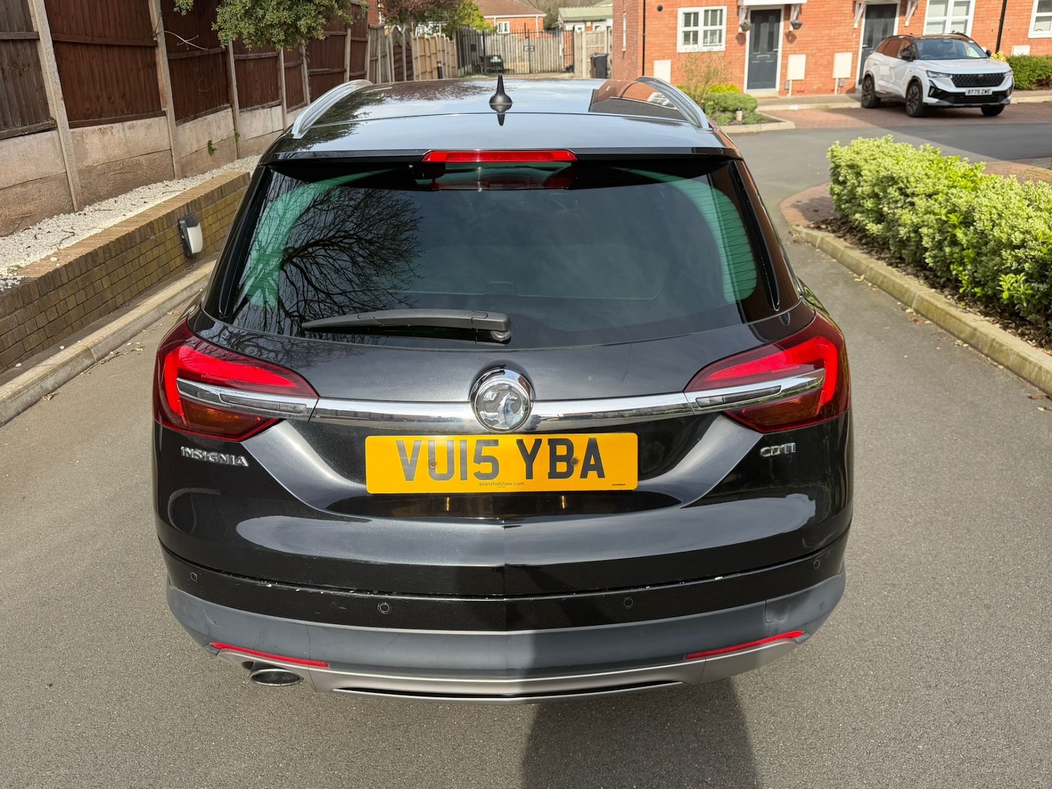 Used Vauxhall Insignia 2015 for sale - 78128292: Photo 4