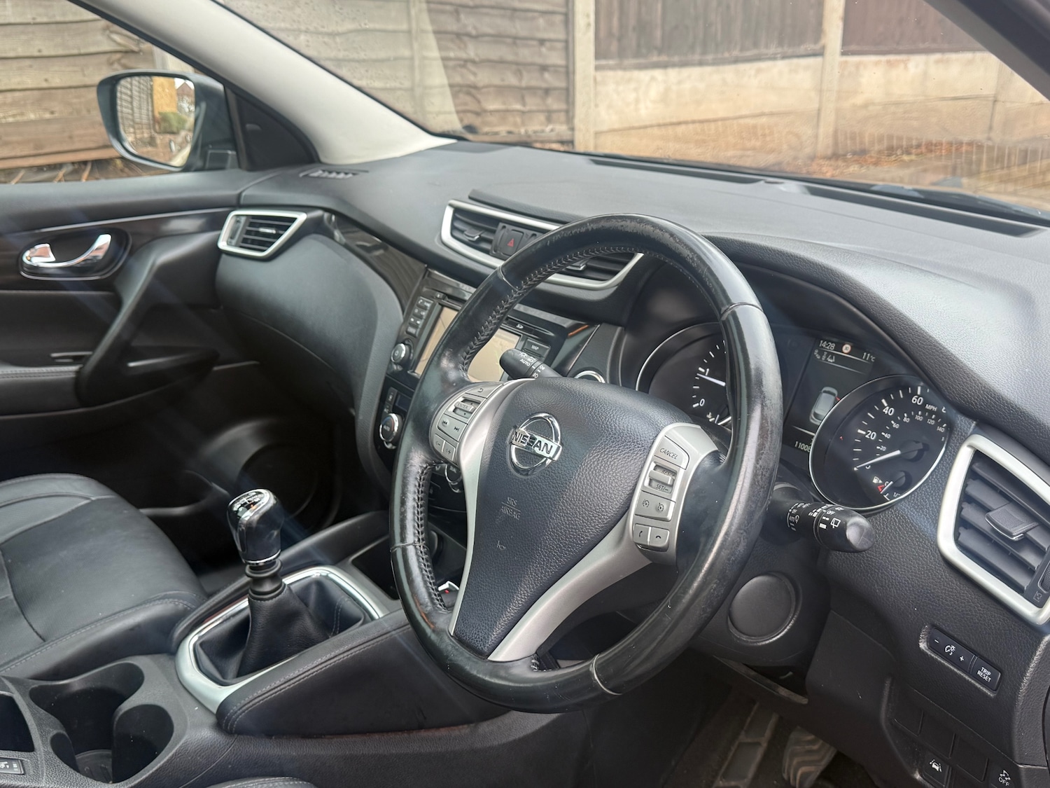 Used Nissan Qashqai 2015 for sale - 76430751: Photo 17