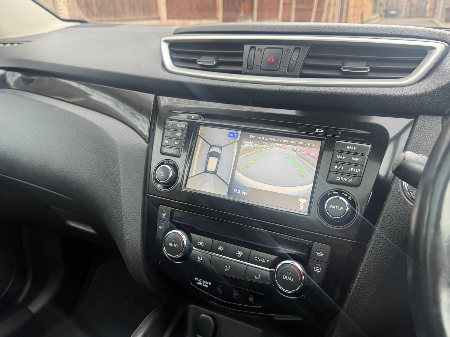 Used Nissan Qashqai 2015 for sale - 76430751: Photo 18