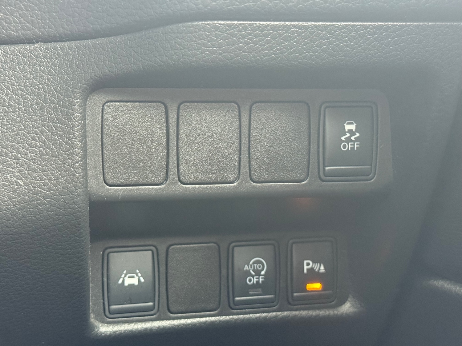 Used Nissan Qashqai 2015 for sale - 76430751: Photo 24