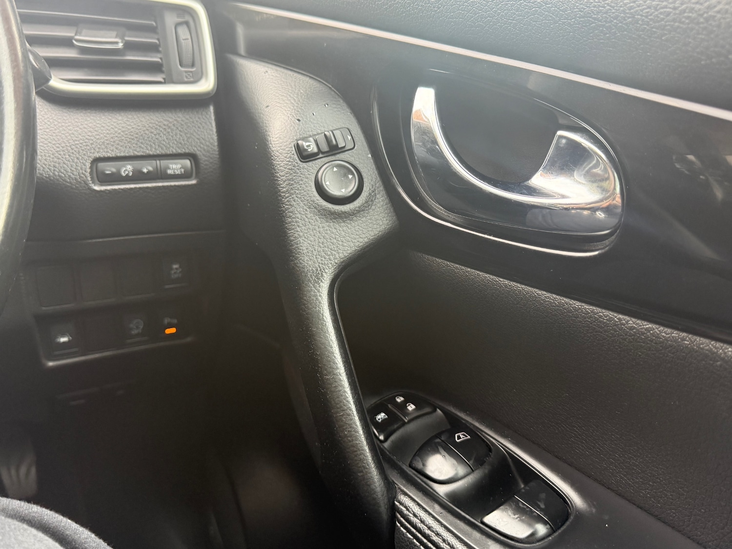 Used Nissan Qashqai 2015 for sale - 76430751: Photo 25