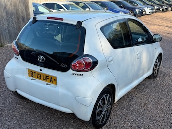 Used Toyota AYGO 2013 for sale - 74275653: Photo