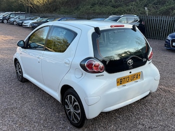 Used Toyota AYGO 2013 for sale - 74275653: Photo