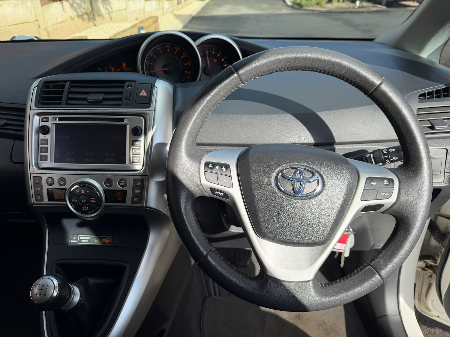 Used Toyota Verso 2012 for sale - 77706091: Photo 28