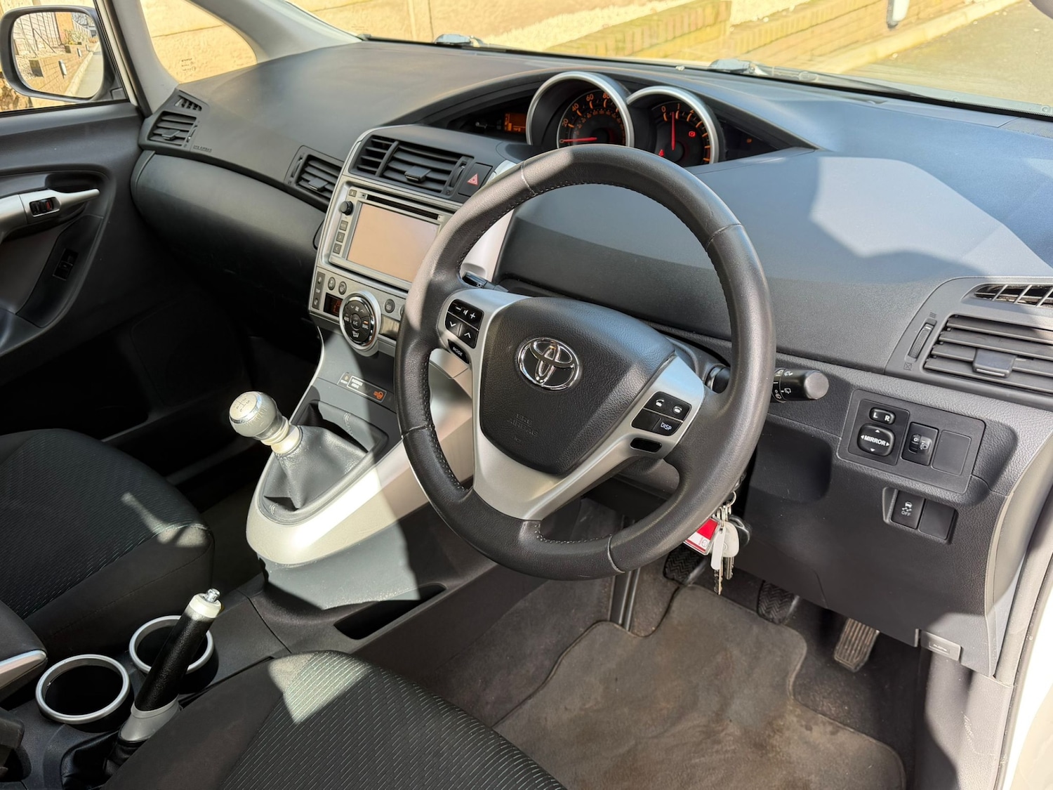 Used Toyota Verso 2012 for sale - 77706091: Photo 40