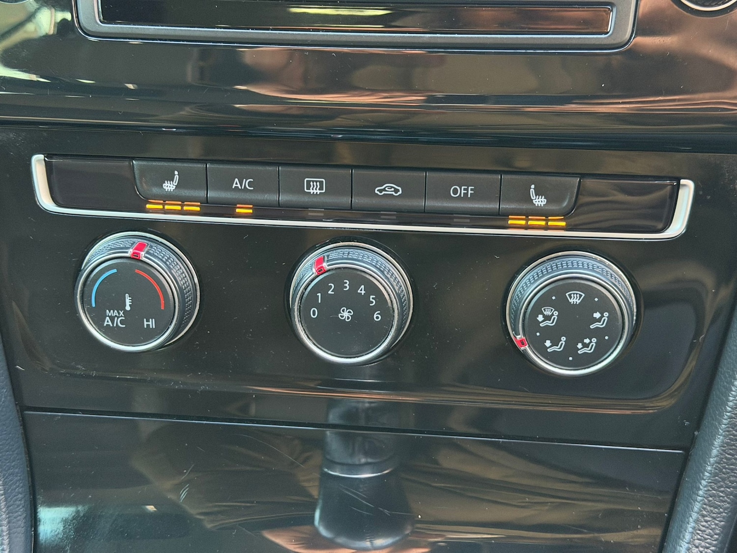 Used Volkswagen Golf 2015 for sale - 77624811: Photo 24