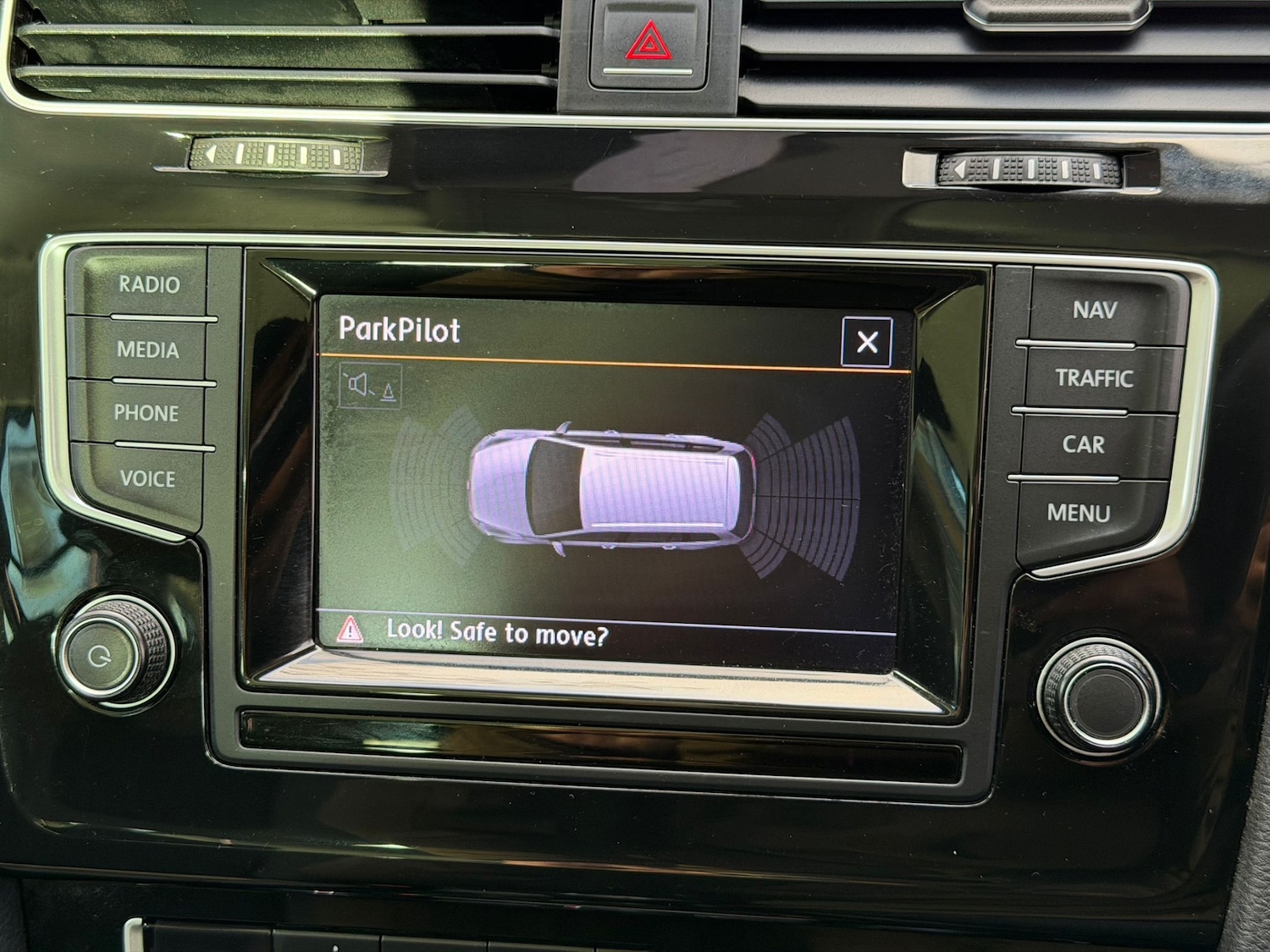 Used Volkswagen Golf 2015 for sale - 77624811: Photo 28