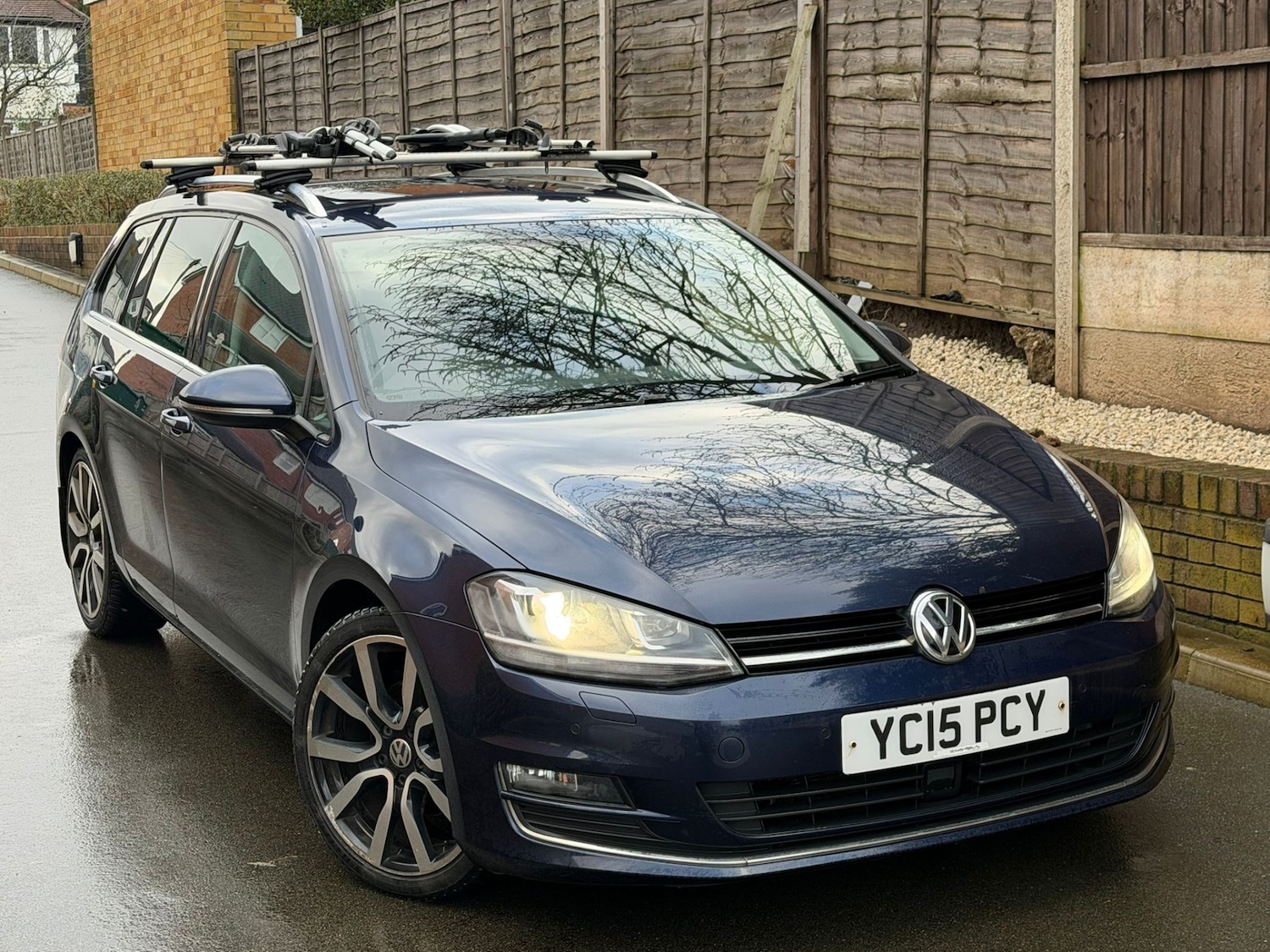 Used Volkswagen Golf 2015 for sale - 77624811: Photo 3