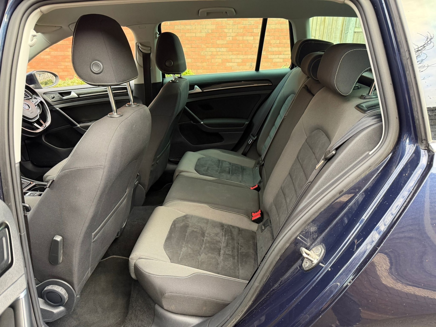 Used Volkswagen Golf 2015 for sale - 77624811: Photo 36