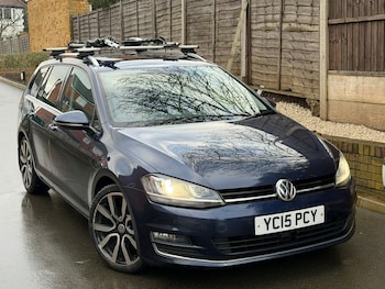 Used Volkswagen Golf 2015 for sale - 77624811: Photo