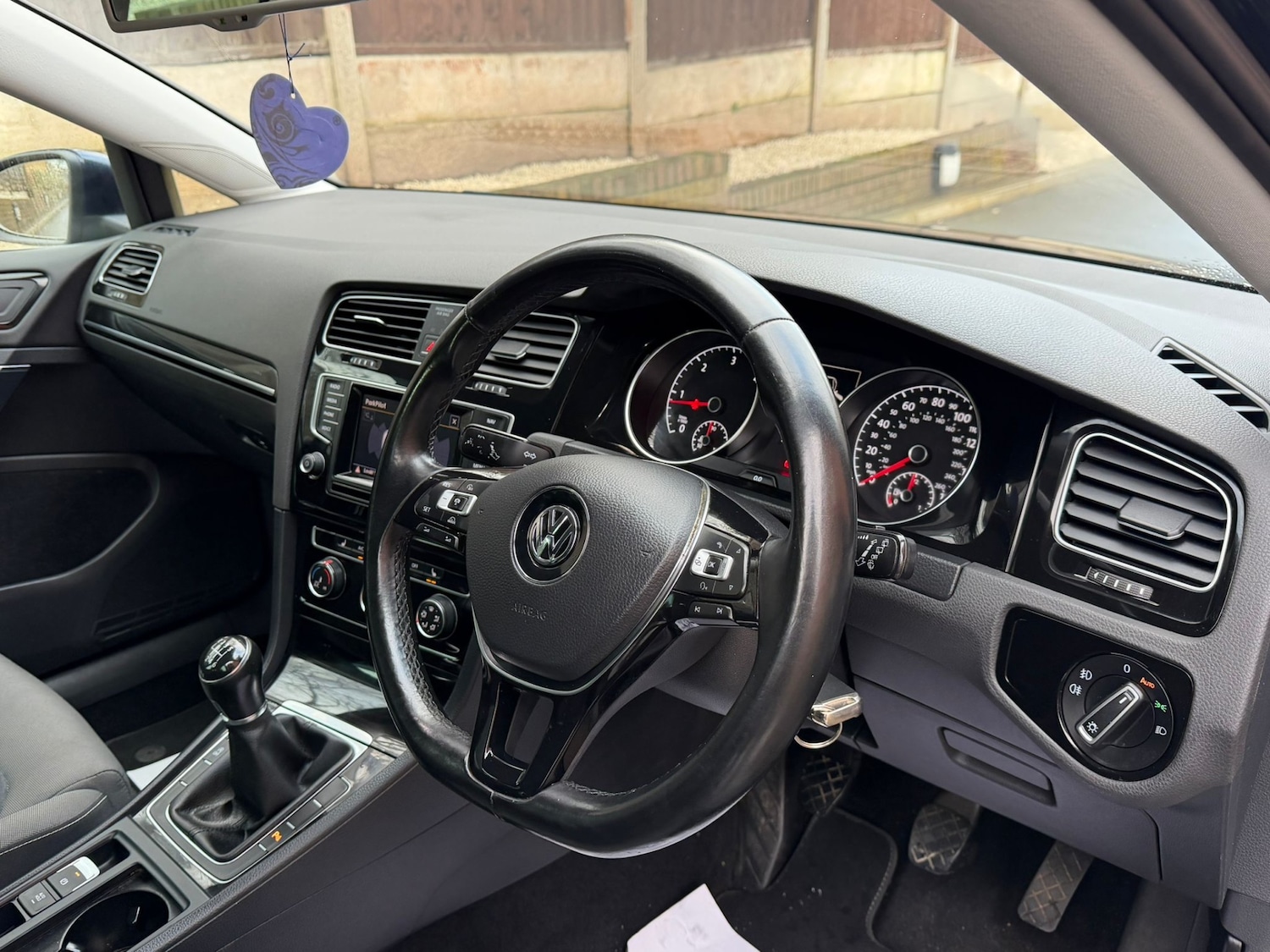 Used Volkswagen Golf 2015 for sale - 77624811: Photo 45