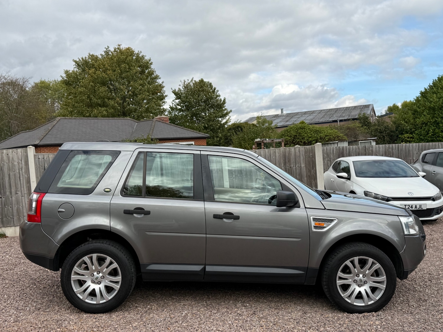 Used Land Rover Freelander 2007 for sale - 76175679: Photo 2