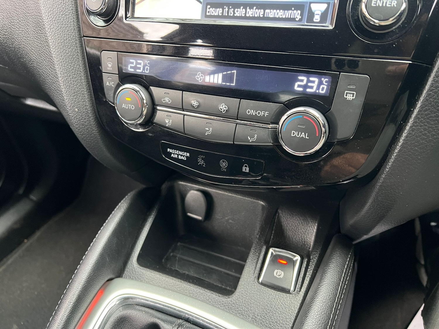 Used Nissan Qashqai 2015 for sale - 77145159: Photo 17