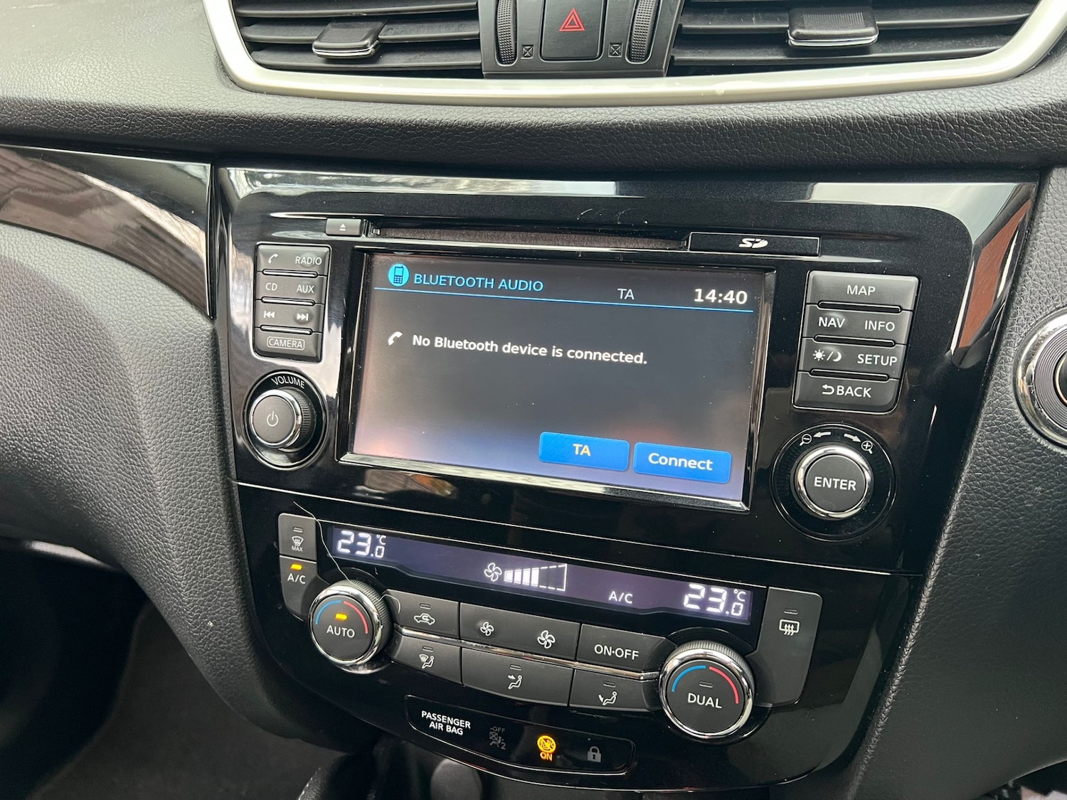 Used Nissan Qashqai 2015 for sale - 77145159: Photo 22