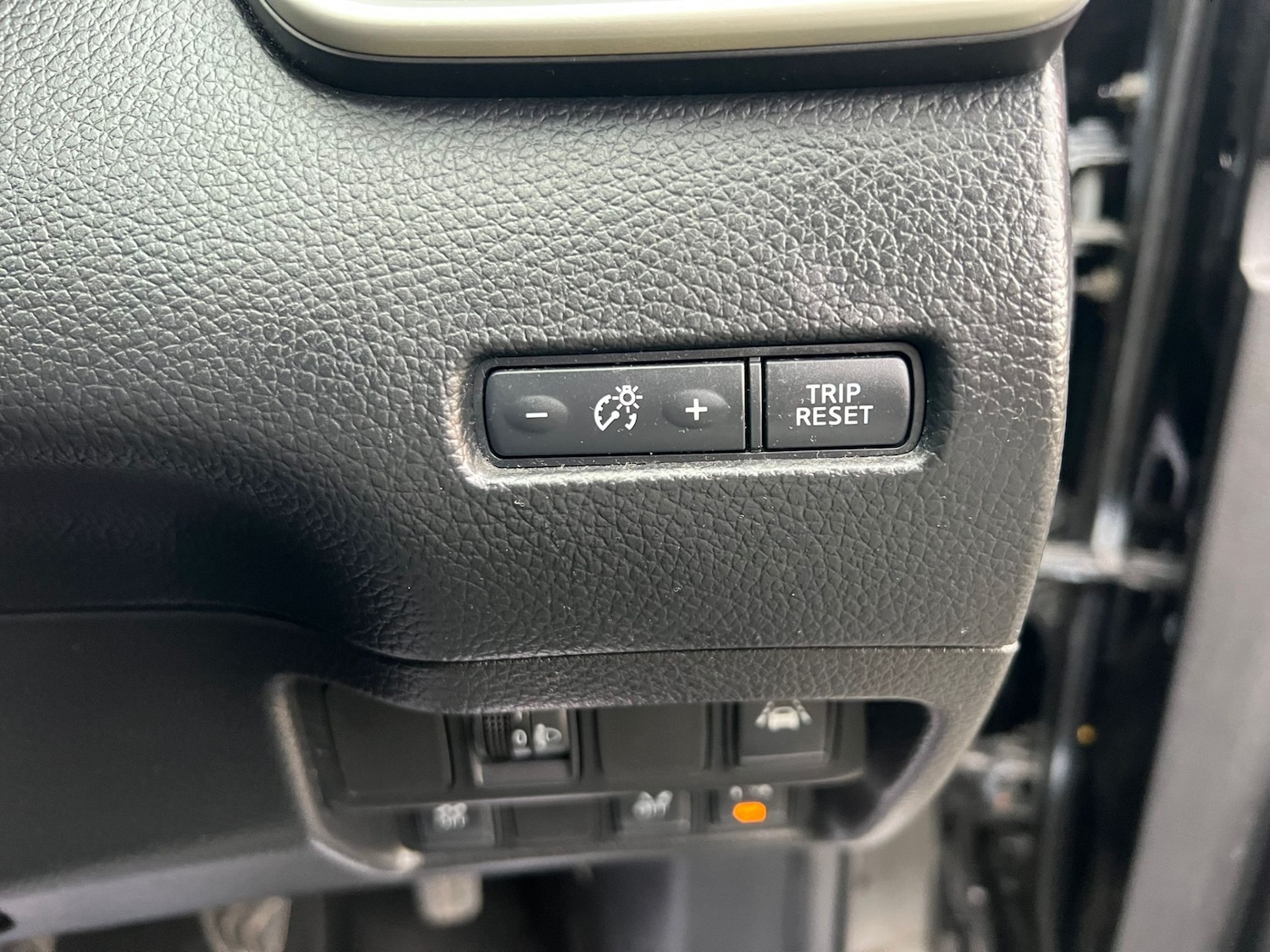 Used Nissan Qashqai 2015 for sale - 77145159: Photo 30