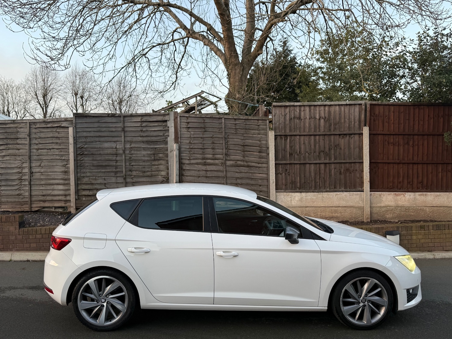 Used SEAT Leon 2014 for sale - 76913998: Photo 2