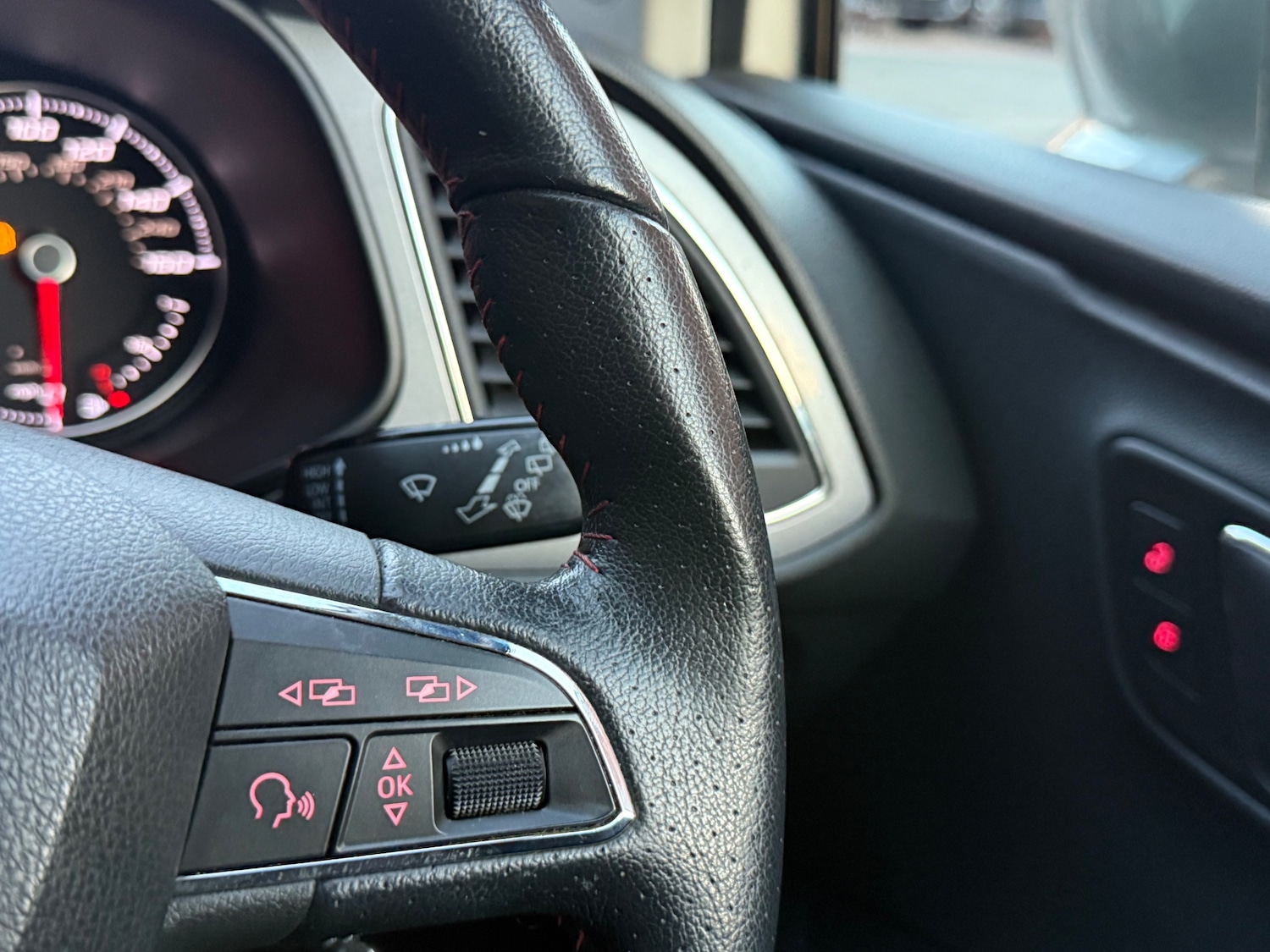 Used SEAT Leon 2014 for sale - 76913998: Photo 23