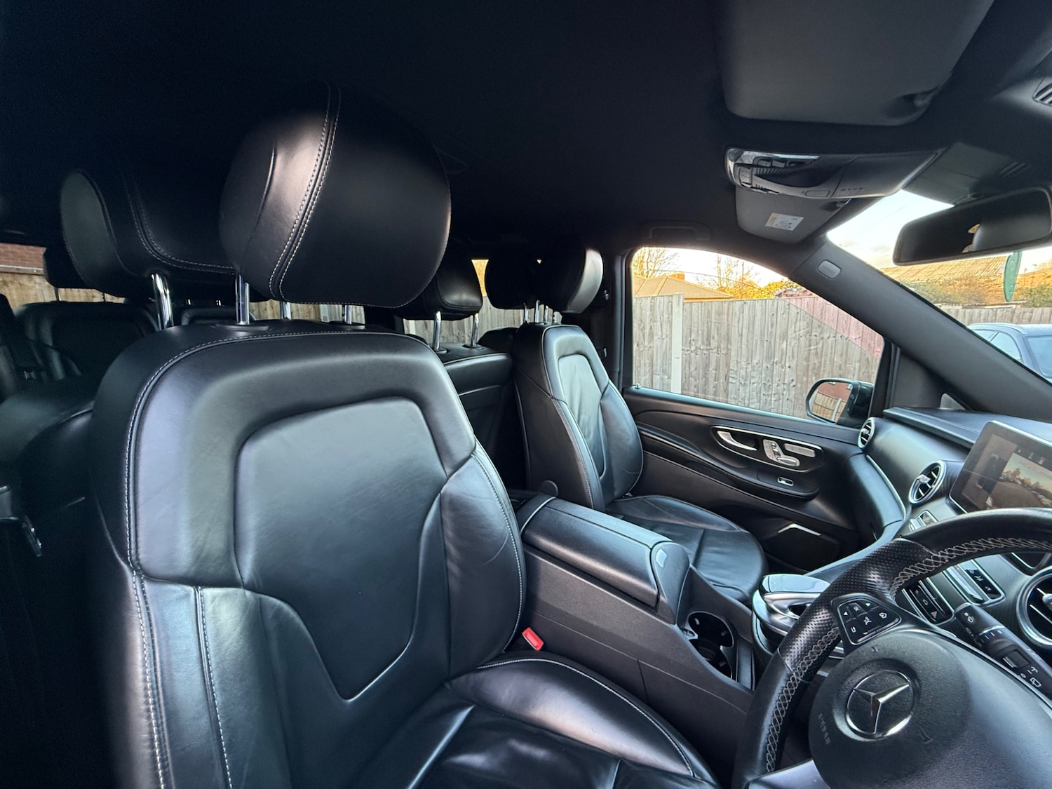 Used Mercedes-Benz V-Class 2019 for sale - 76729077: Photo 10