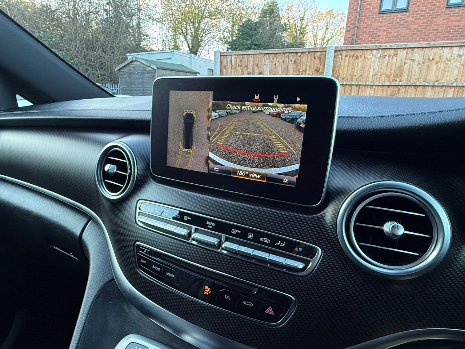 Used Mercedes-Benz V-Class 2019 for sale - 76729077: Photo 25