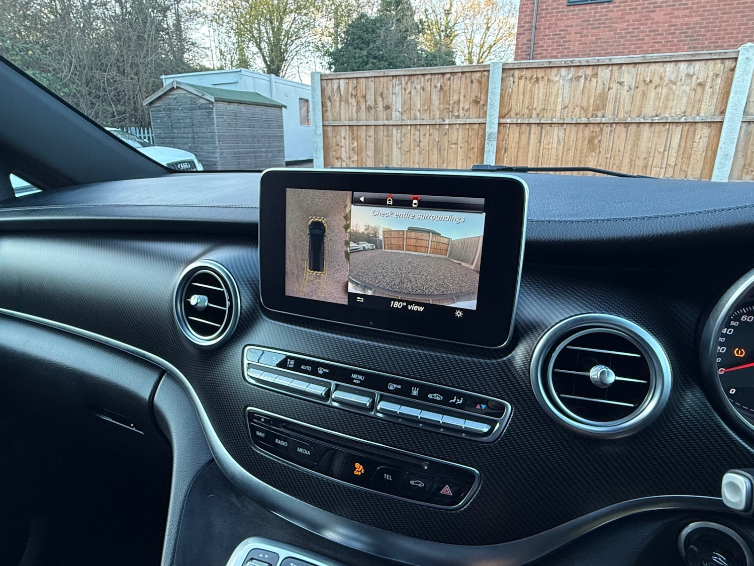 Used Mercedes-Benz V-Class 2019 for sale - 76729077: Photo 26