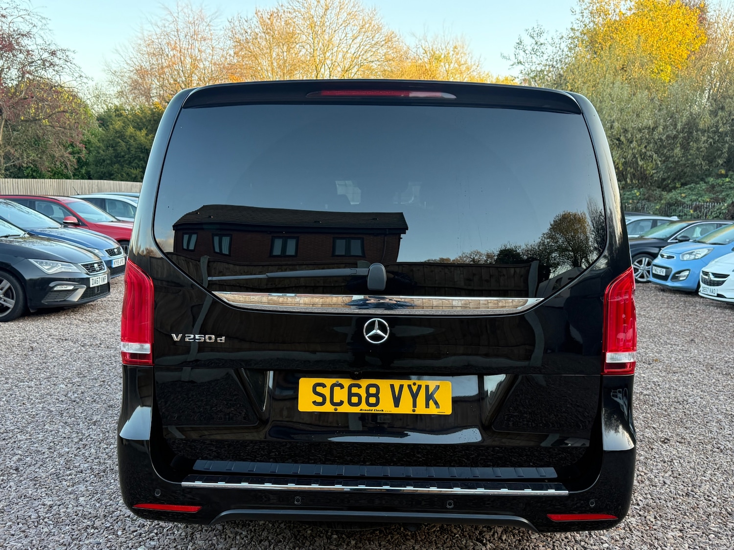 Used Mercedes-Benz V-Class 2019 for sale - 76729077: Photo 4