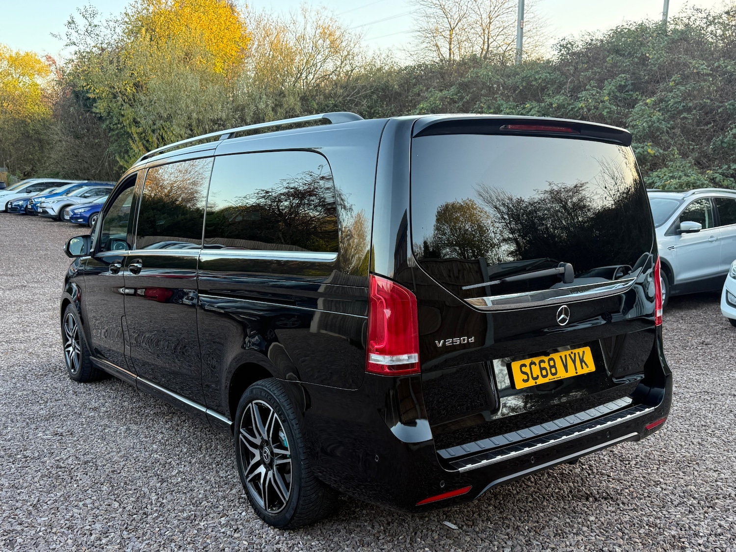 Used Mercedes-Benz V-Class 2019 for sale - 76729077: Photo 5