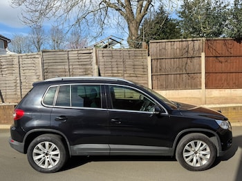 Used Volkswagen Tiguan 2011 for sale - 77637350: Photo
