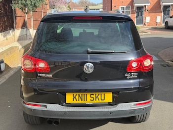 Used Volkswagen Tiguan 2011 for sale - 77637350: Photo