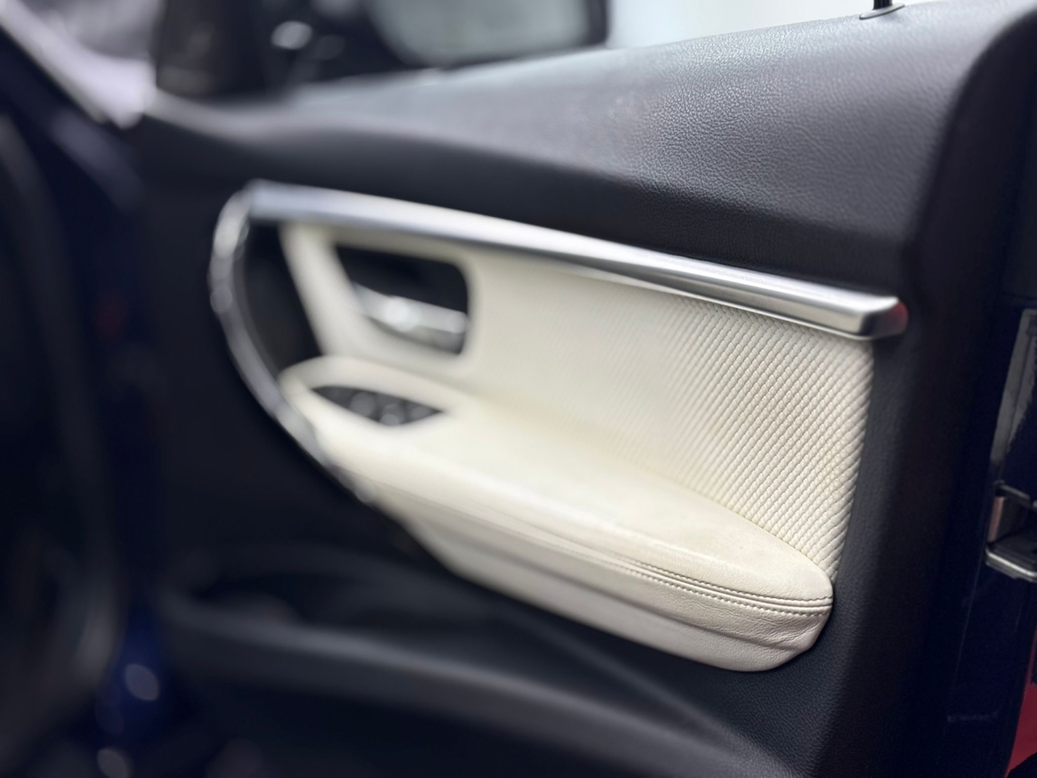 Used BMW 3 Series 2017 for sale - 77392369: Photo 19