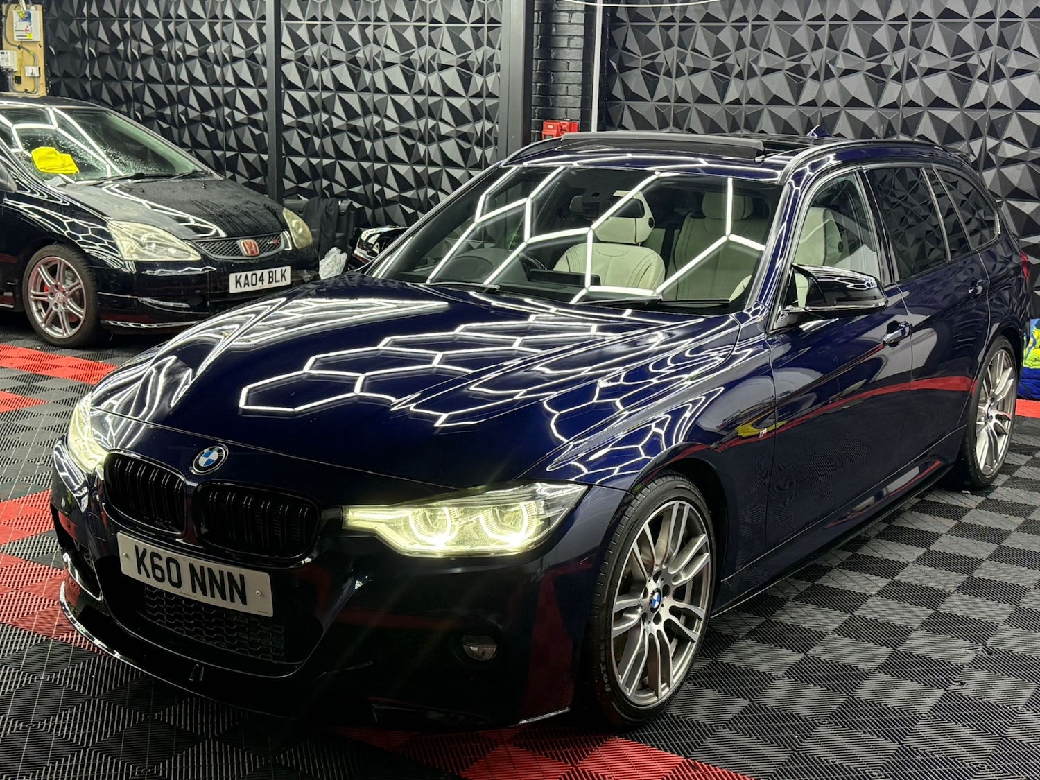 Used BMW 3 Series 2017 for sale - 77392369: Photo 23