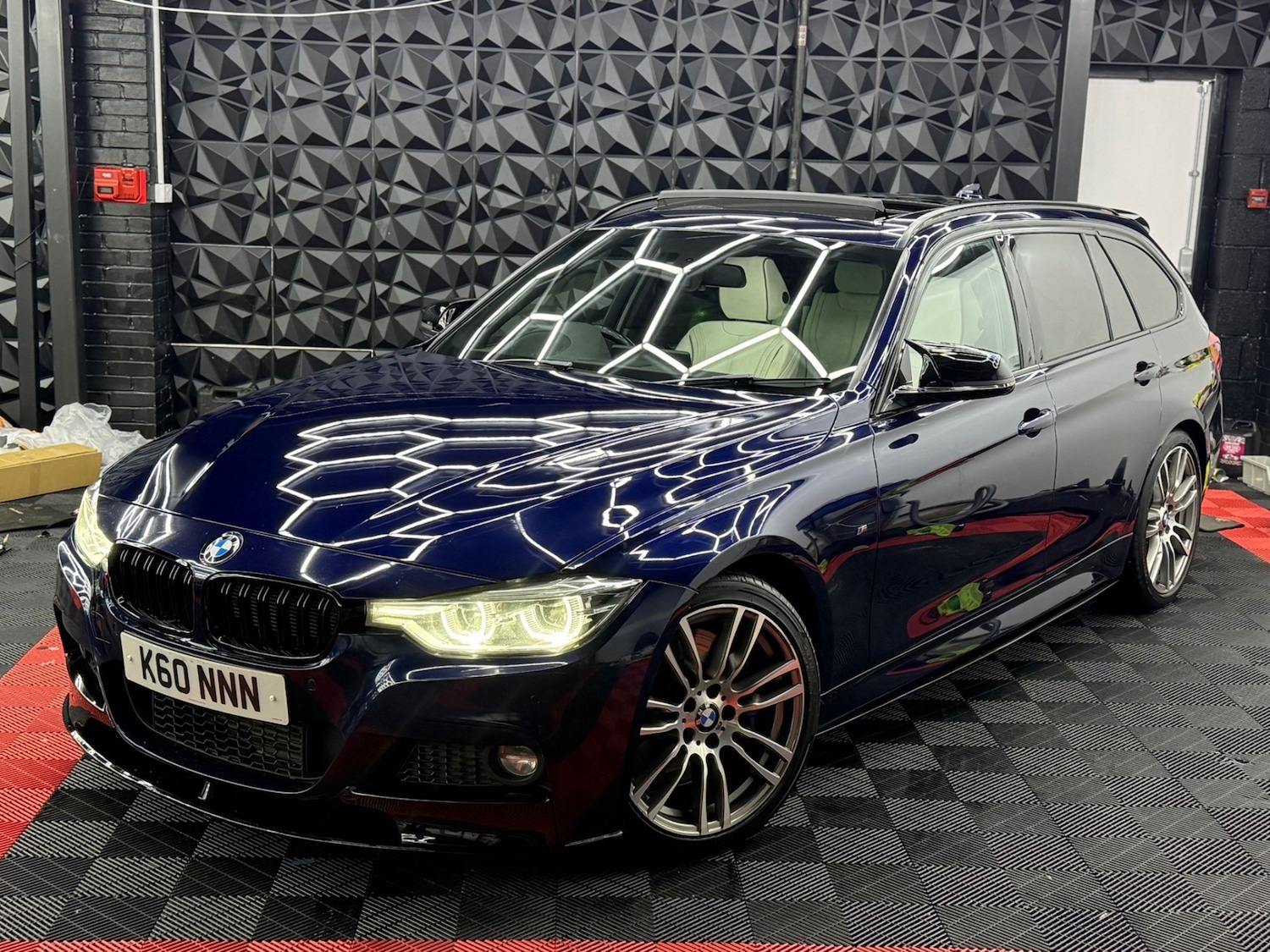Used BMW 3 Series 2017 for sale - 77392369: Photo 25