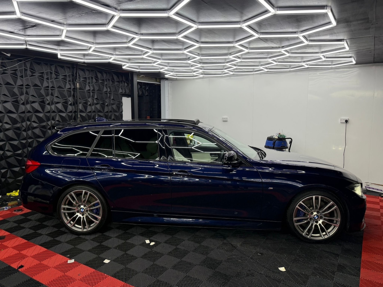 Used BMW 3 Series 2017 for sale - 77392369: Photo 26