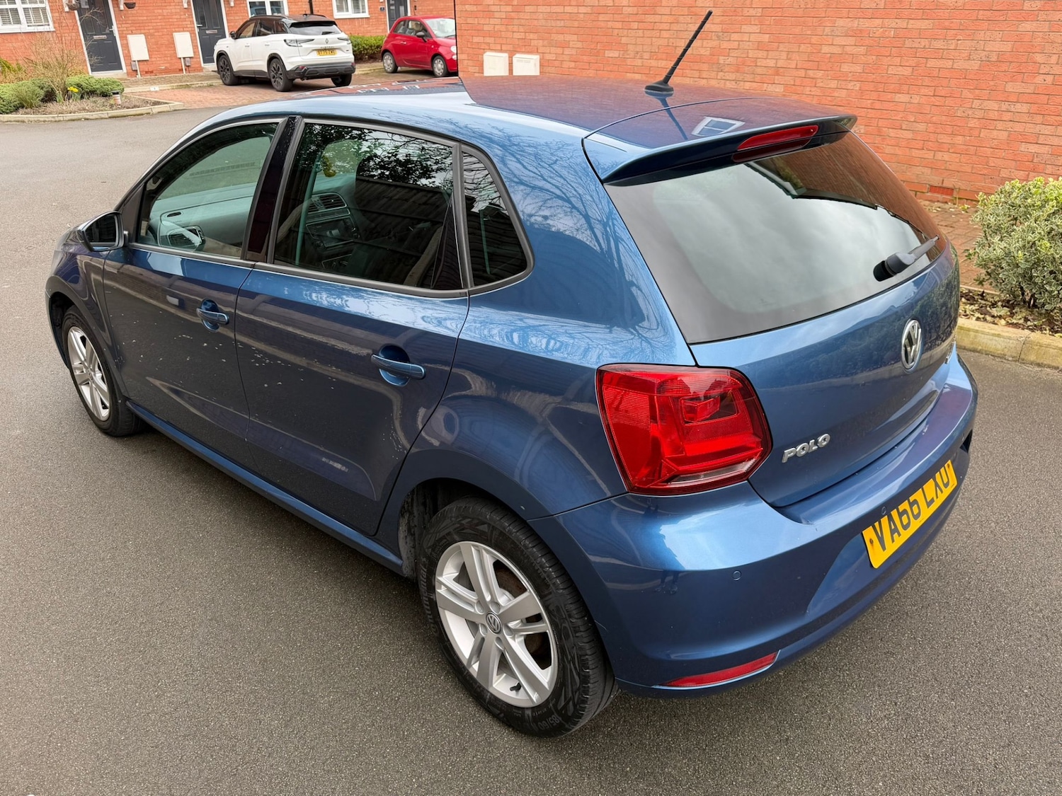 Used Volkswagen Polo 2017 for sale - 77854363: Photo 11