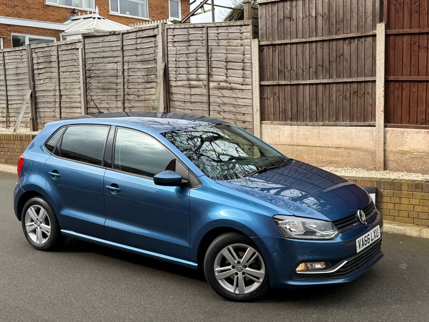 Used Volkswagen Polo 2017 for sale - 77854363: Photo 2