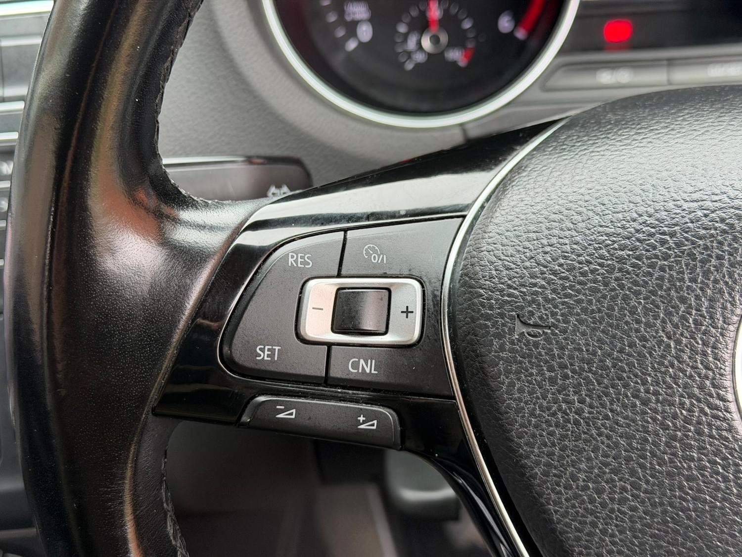 Used Volkswagen Polo 2017 for sale - 77854363: Photo 29