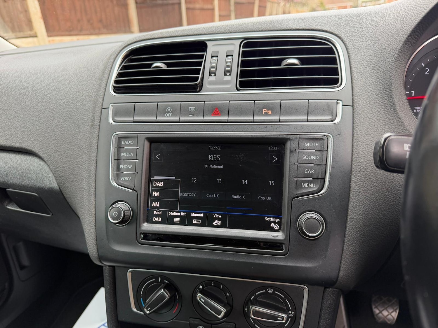 Used Volkswagen Polo 2017 for sale - 77854363: Photo 30