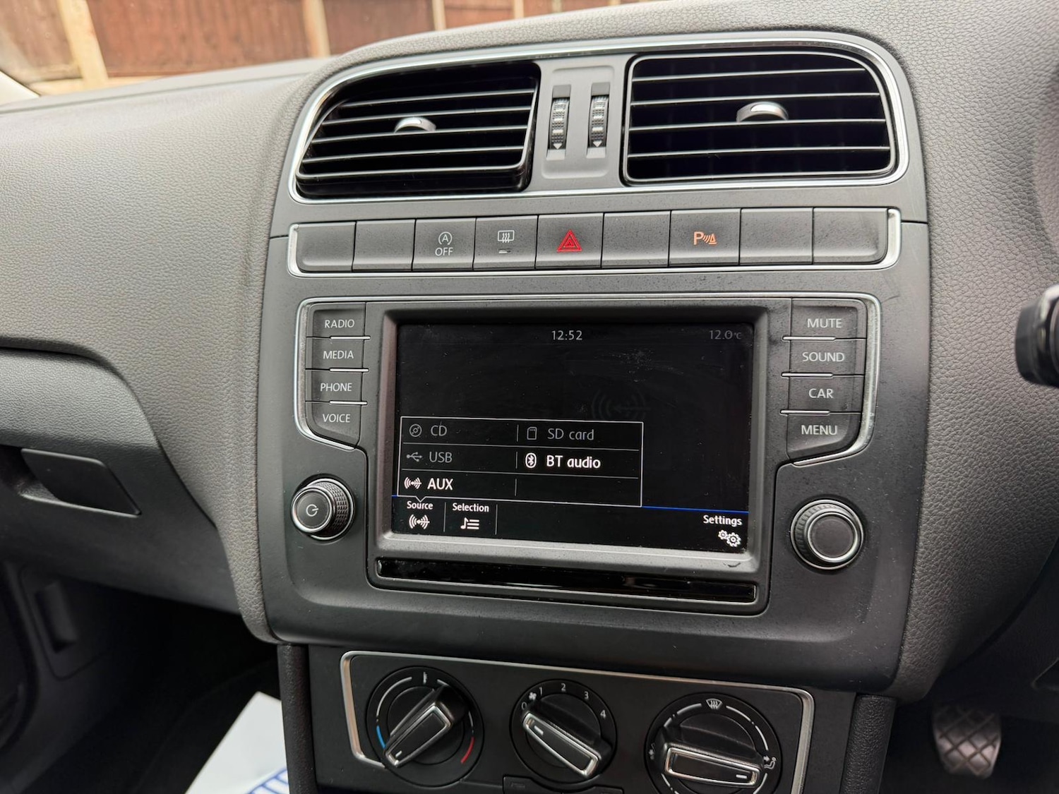 Used Volkswagen Polo 2017 for sale - 77854363: Photo 32