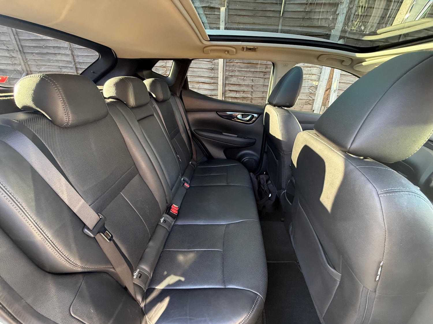 Used Nissan Qashqai 2015 for sale - 76207522: Photo 8