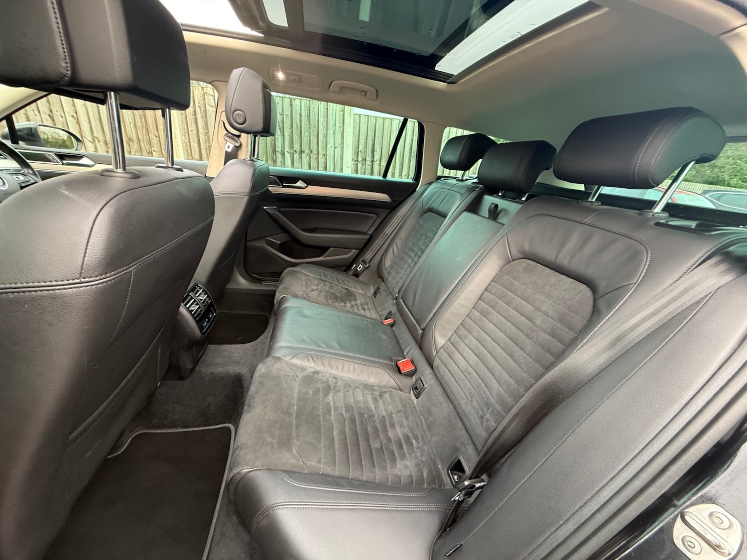 Used Volkswagen Passat 2017 for sale - 77102482: Photo 15