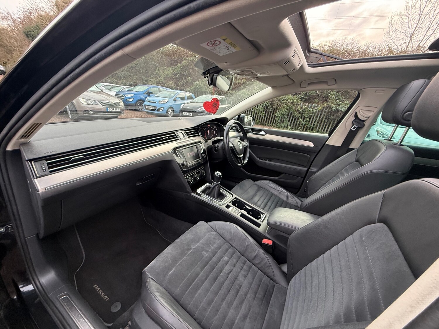 Used Volkswagen Passat 2017 for sale - 77102482: Photo 33