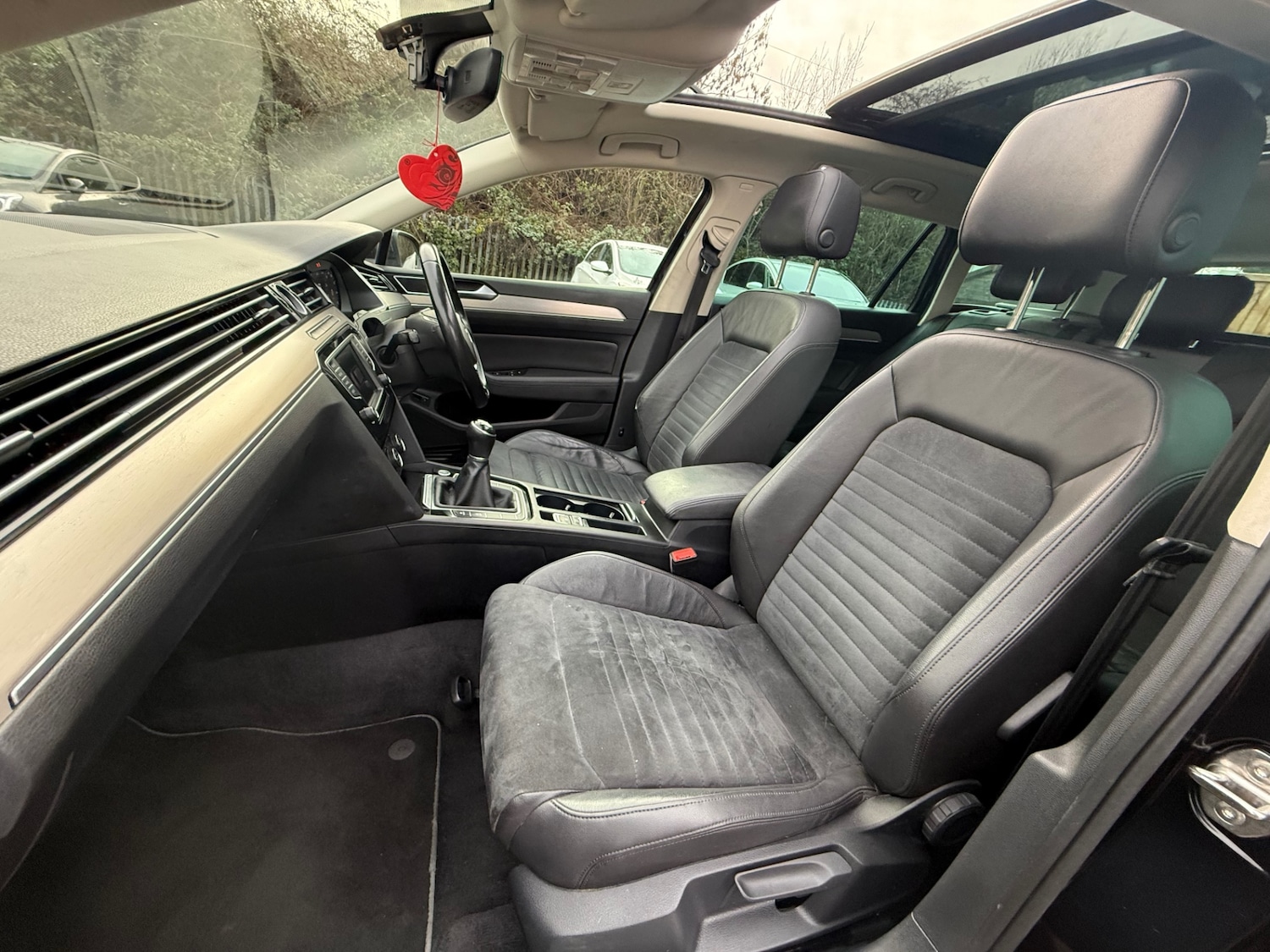 Used Volkswagen Passat 2017 for sale - 77102482: Photo 34