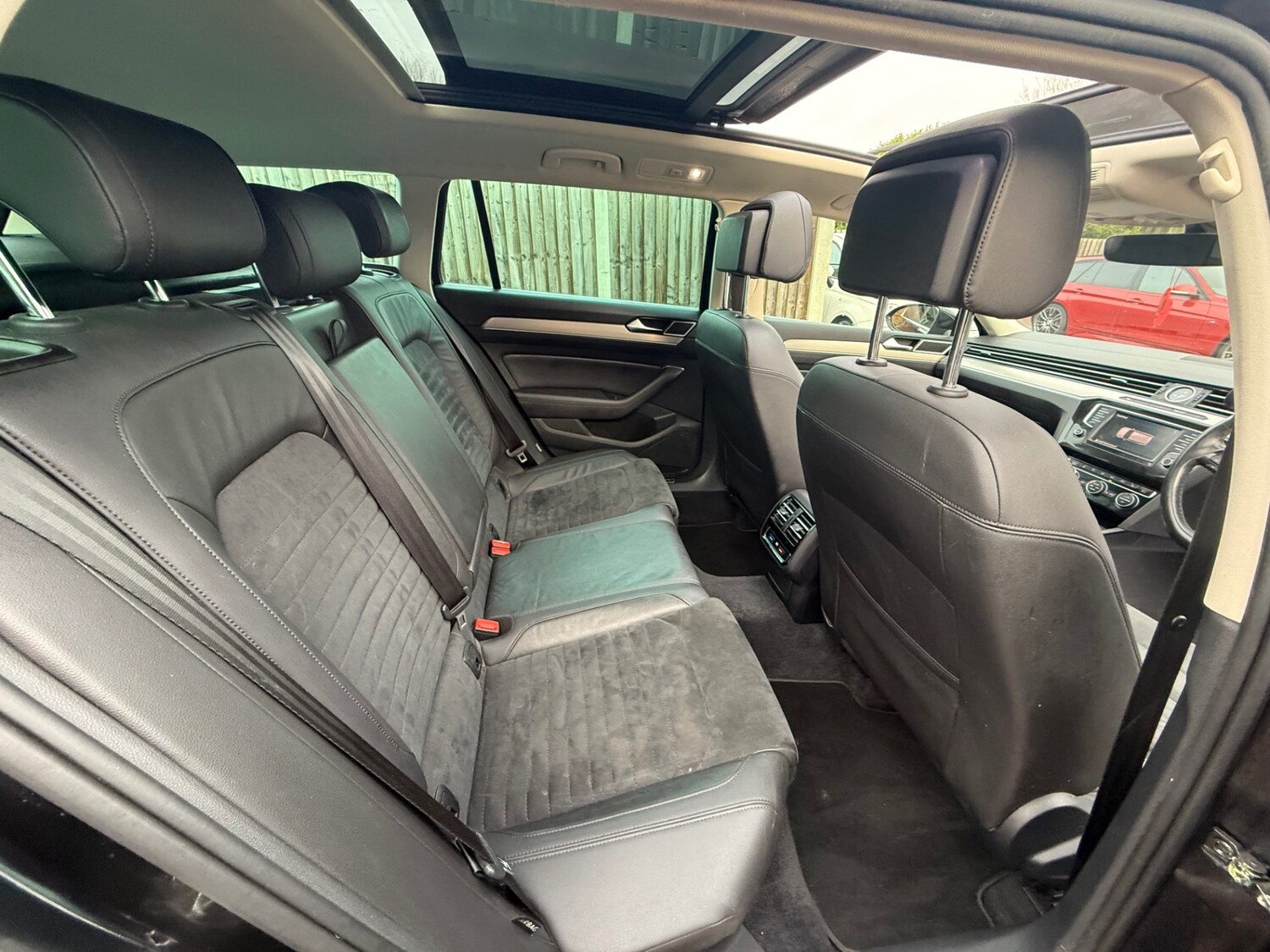 Used Volkswagen Passat 2017 for sale - 77102482: Photo 41