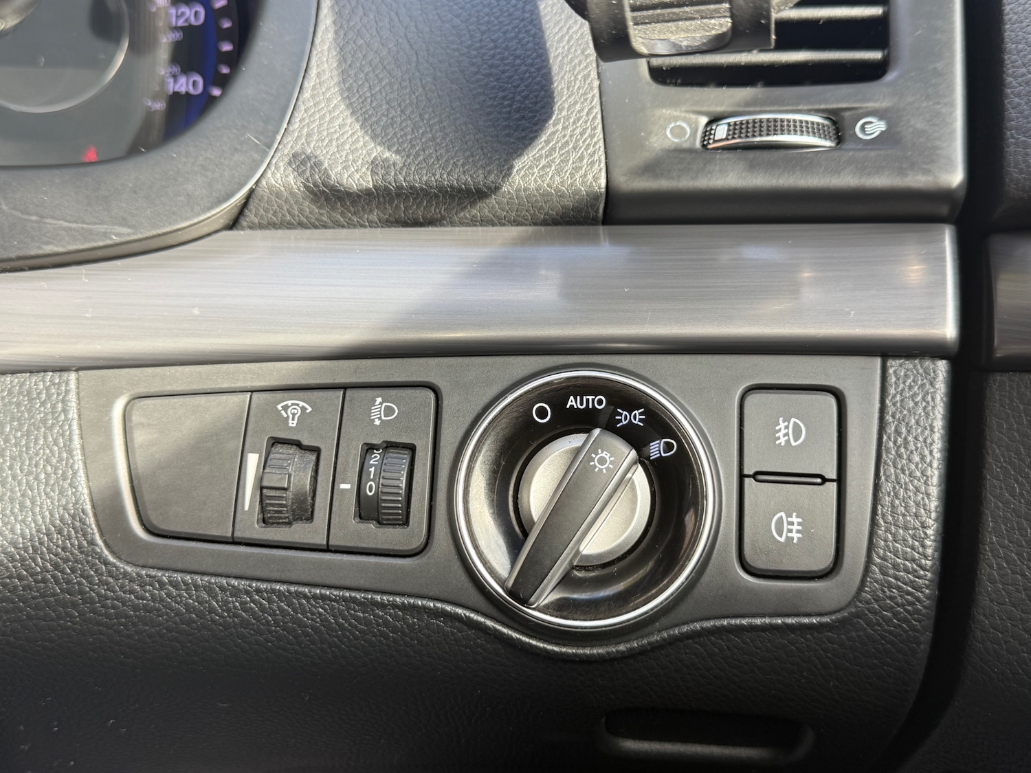 Used Hyundai i40 2013 for sale - 77067450: Photo 23