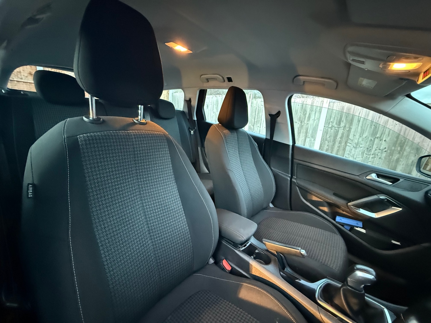 Used Peugeot 308 2018 for sale - 77145376: Photo 19